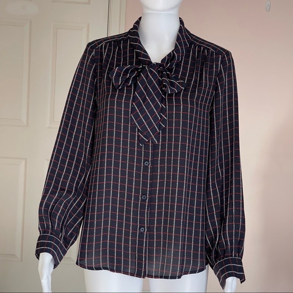 Banana Republic Women’s Long Sleeve Tie Neck Blue Plaid Blouse size MP - Picture 2 of 8